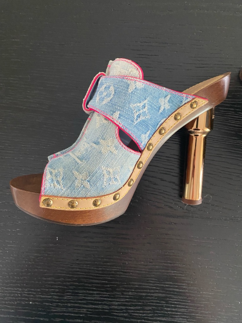 Louis Vuitton Rosa peep toe Denim Mule/Clogs - Picture 3 of 11